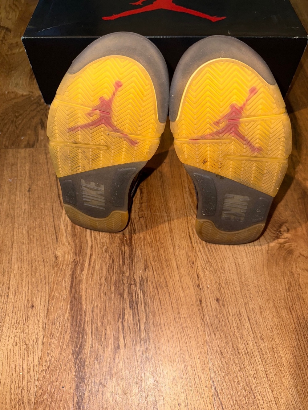 Jordan 5 Retro Off-White Black - Picture 5 of 8
